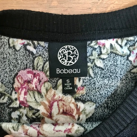 Velour Floral Sweatshirt/Top - Picture 2 of 4